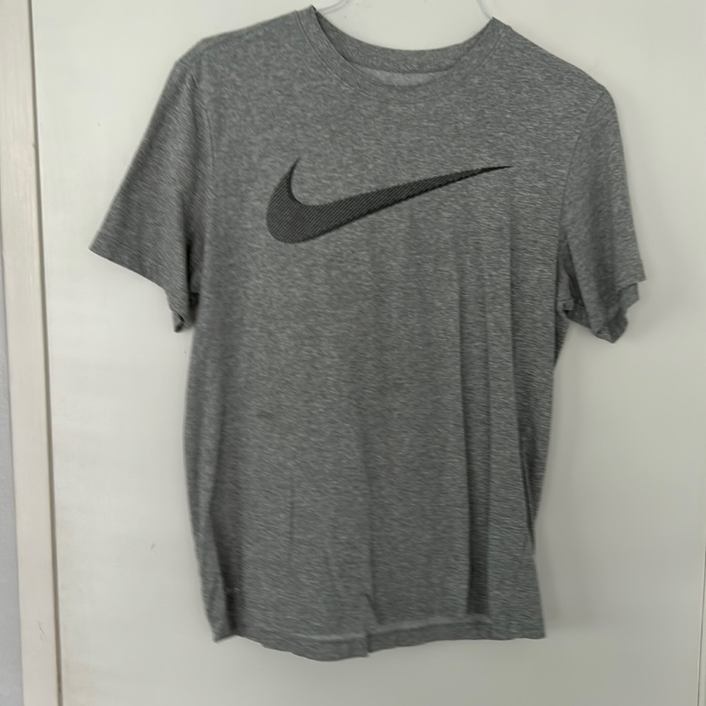 Mens Nike Dry-Fit T Shirt Size Medium
